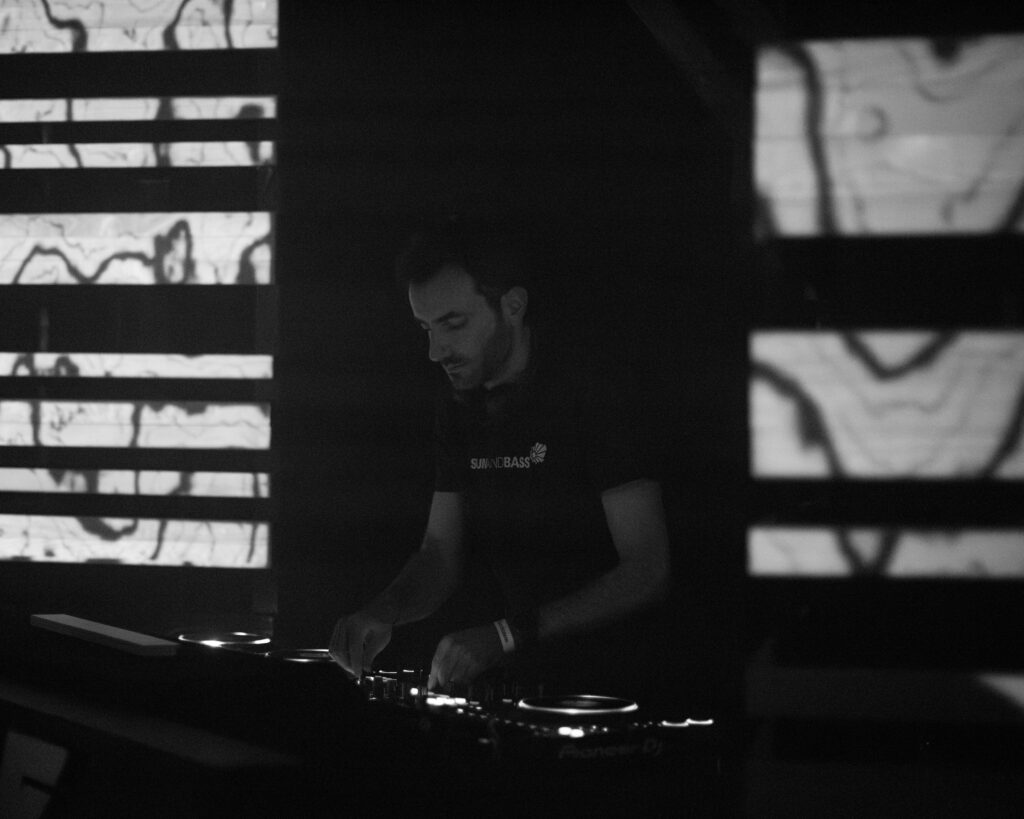 MoveMental at Bass Arcade